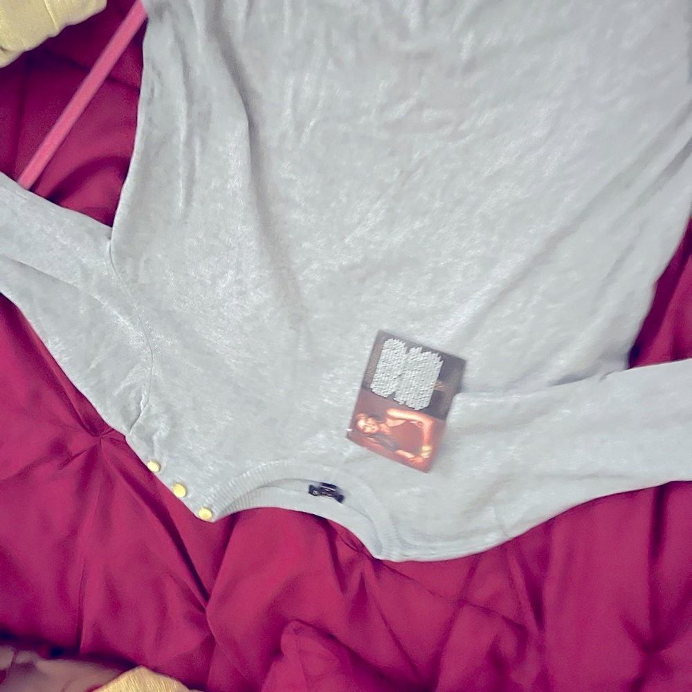 Iman Sweater - image 4